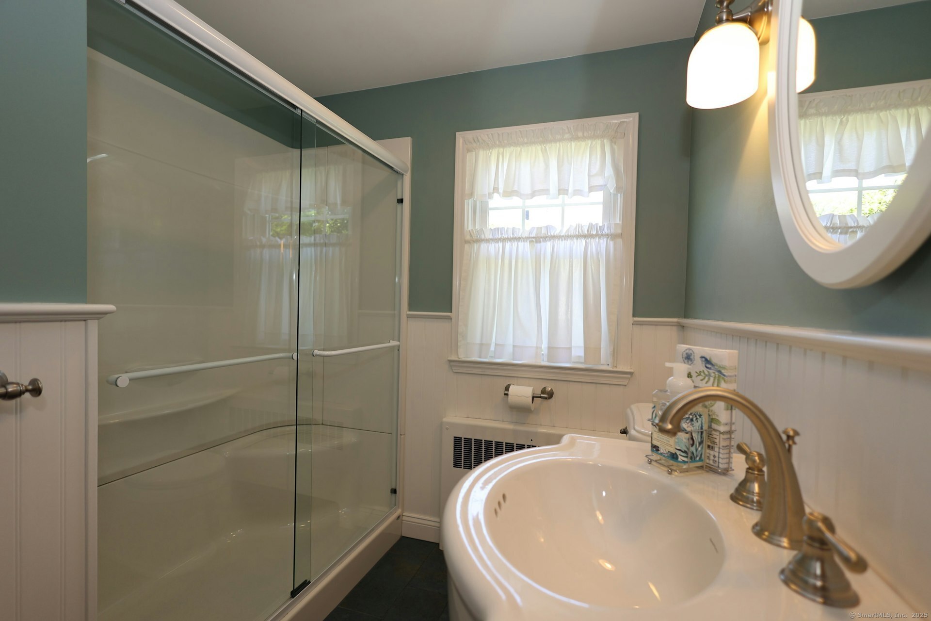 110 Cottage Street, Trumbull, Connecticut image 15
