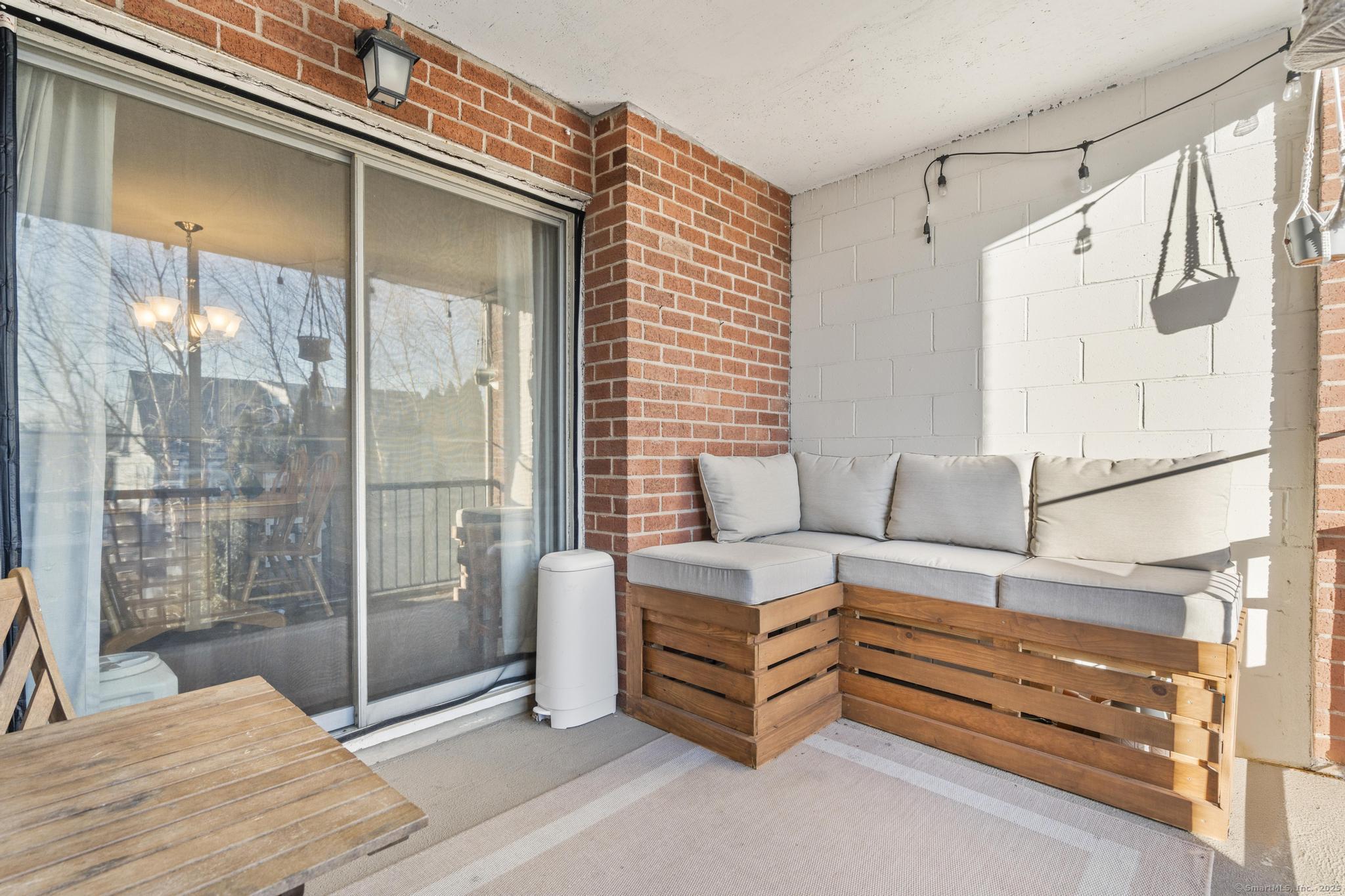 185 Melba Street #APT 210, Milford, Connecticut image 32