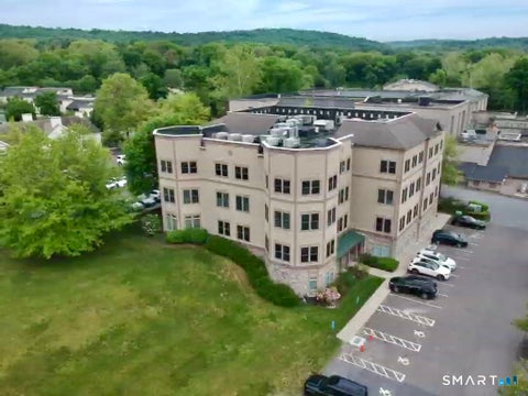 Photo of 466 Heritage Road #4, Southbury, CT 06488 (MLS # 24178160)