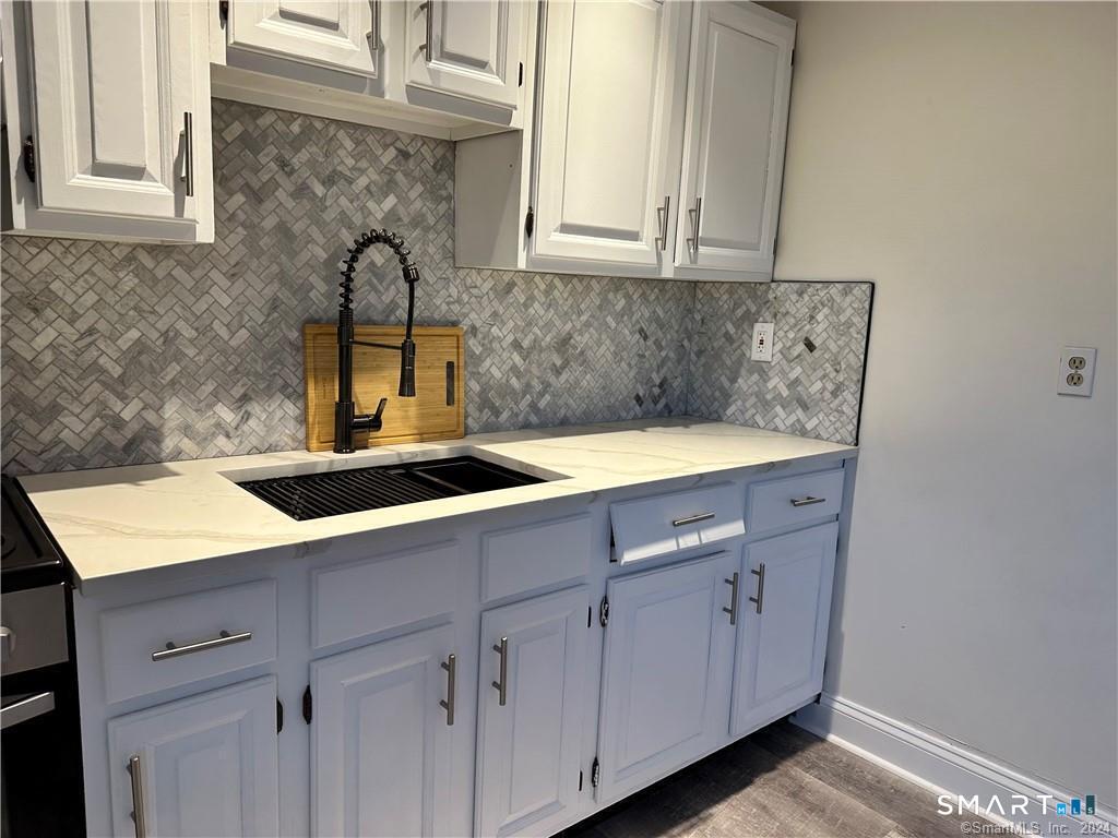 Photo of 18 Cold Spring Road, Stamford, CT 06905 (MLS # 24197293)