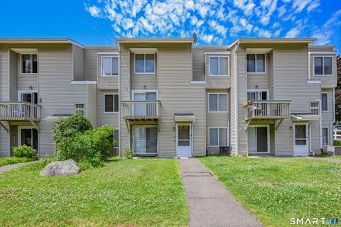 Photo of 27 Cottonwood Road #27, Newington, CT 06111 (MLS # 24186635)