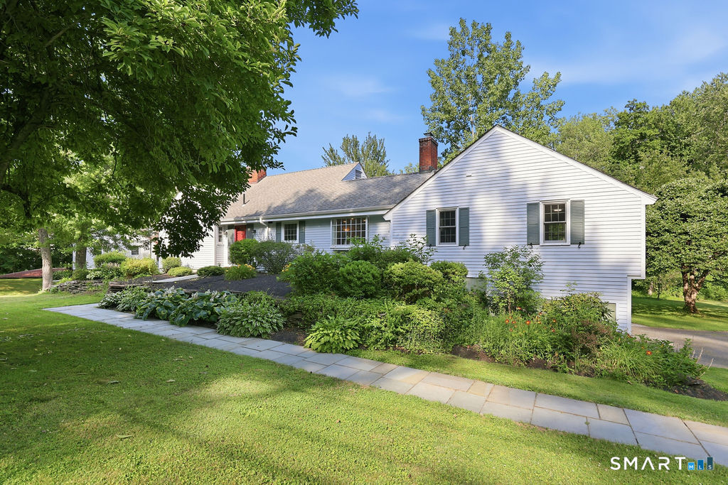 8 Penwood Road