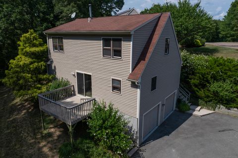 42 Copper Hill Drive Guilford CT 06437