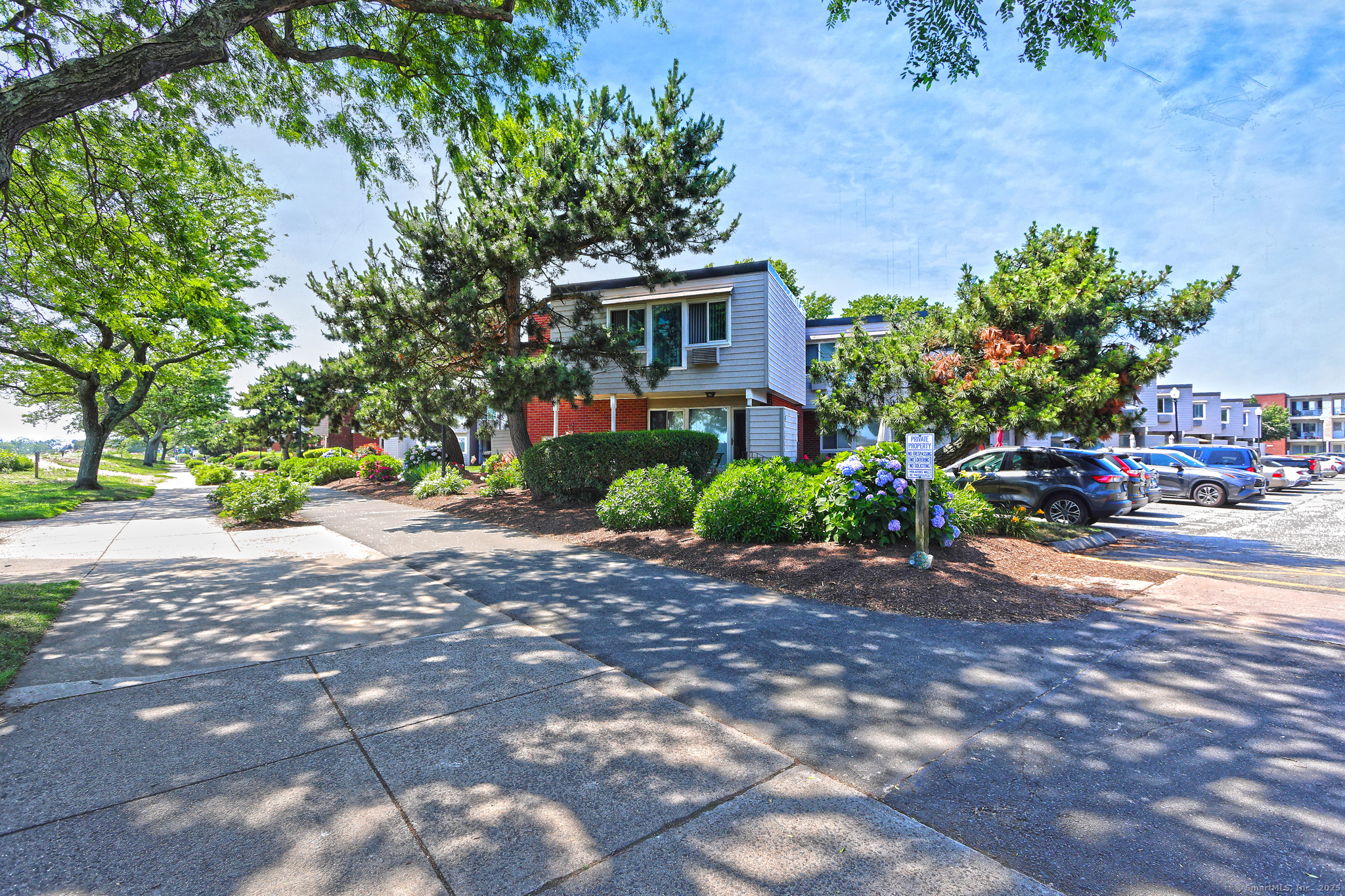 22 West Walk 22
