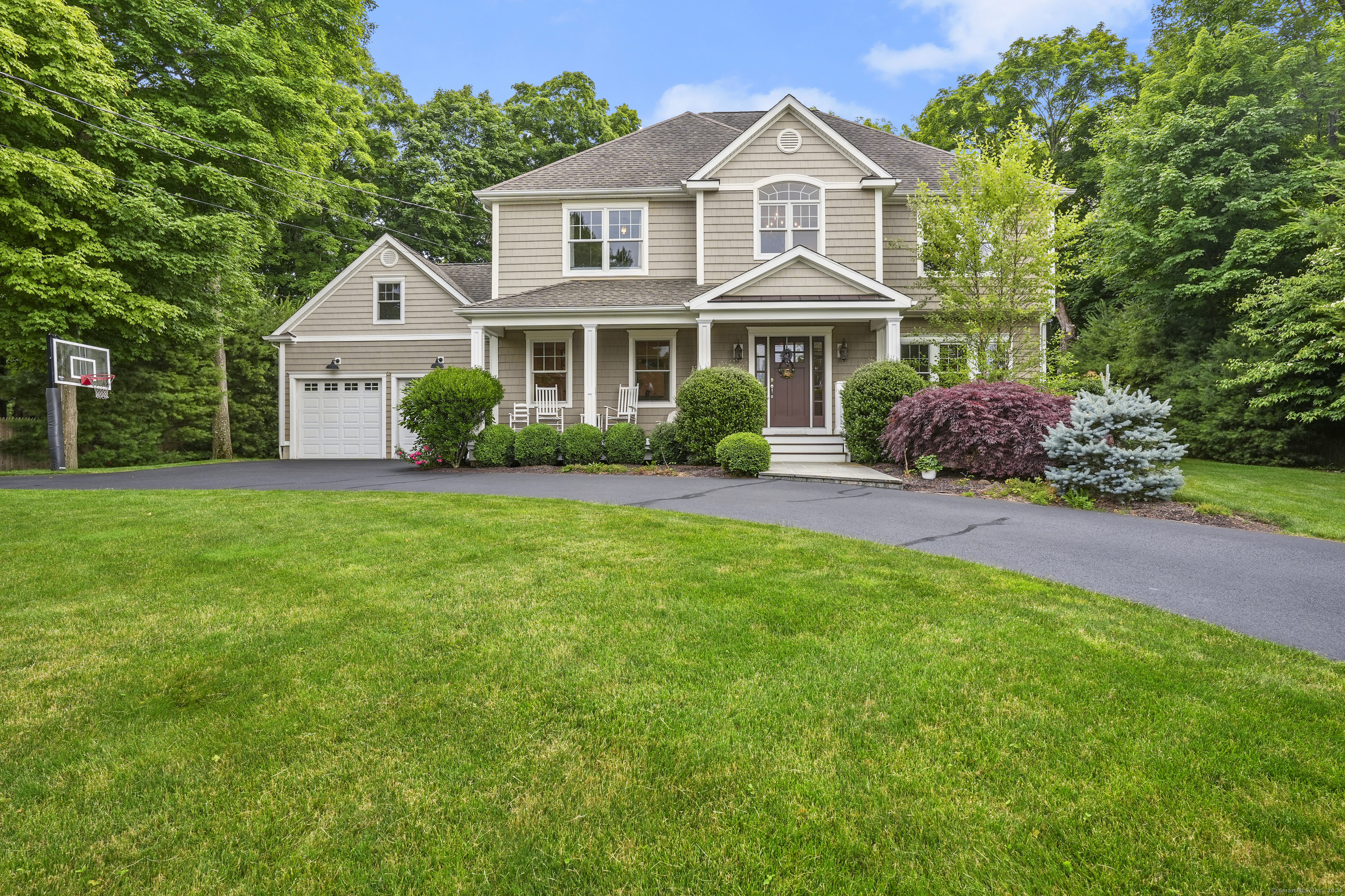 Property for Sale at 12 Wauneta Road, Trumbull, Connecticut - Bedrooms: 4 
Bathrooms: 3 
Rooms: 9  - $950,000