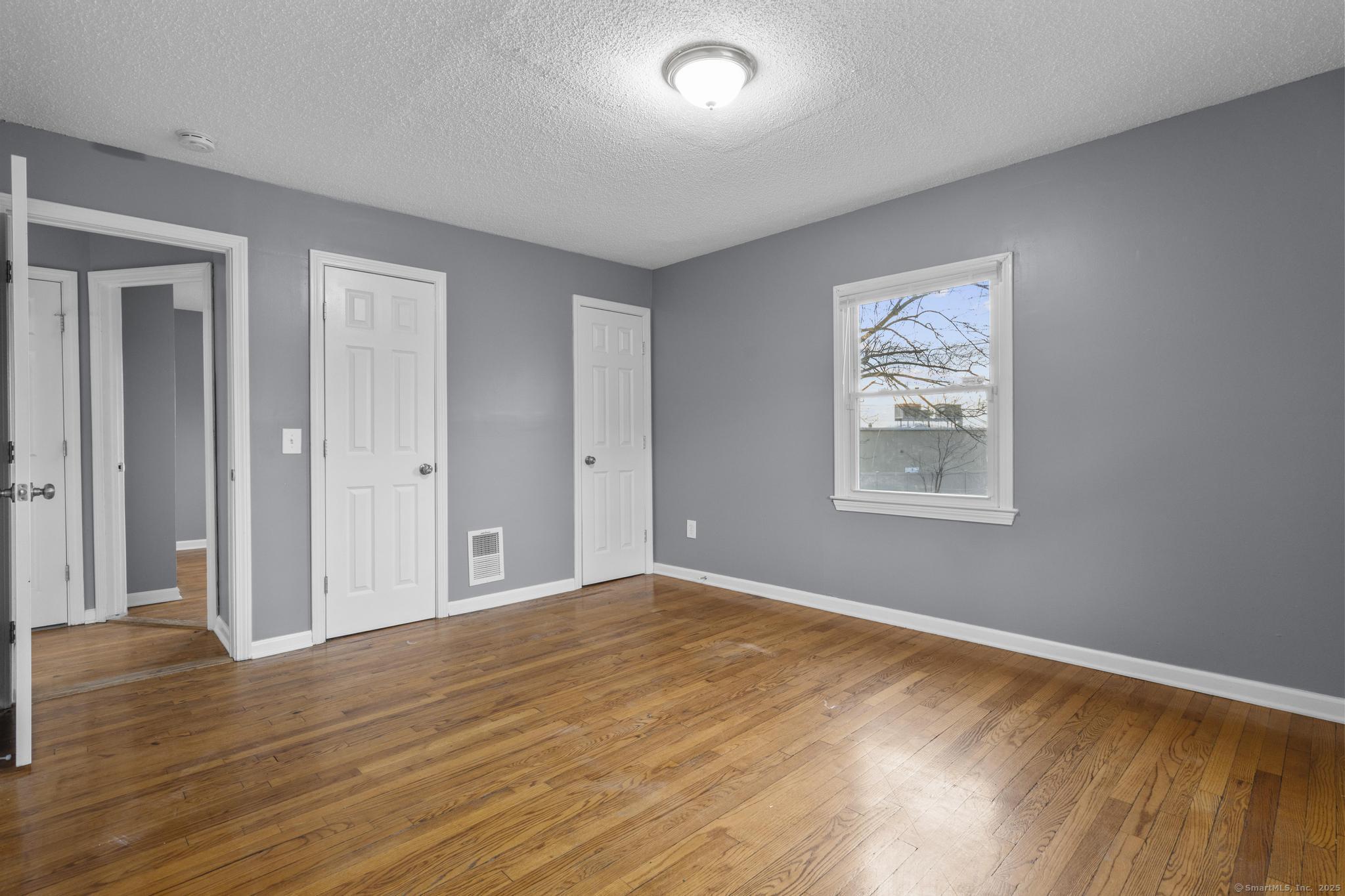 170 London Drive, Hamden, Connecticut image 19