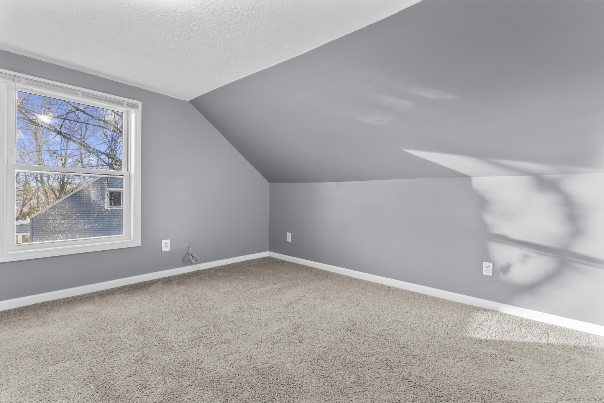 170 London Drive, Hamden, Connecticut image 20