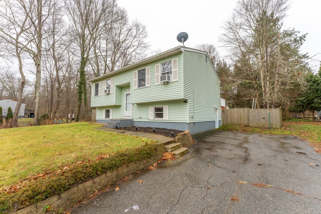 Photo of 13 Beechwood Boulevard, Plainfield, CT 06374 (MLS # 24139686)