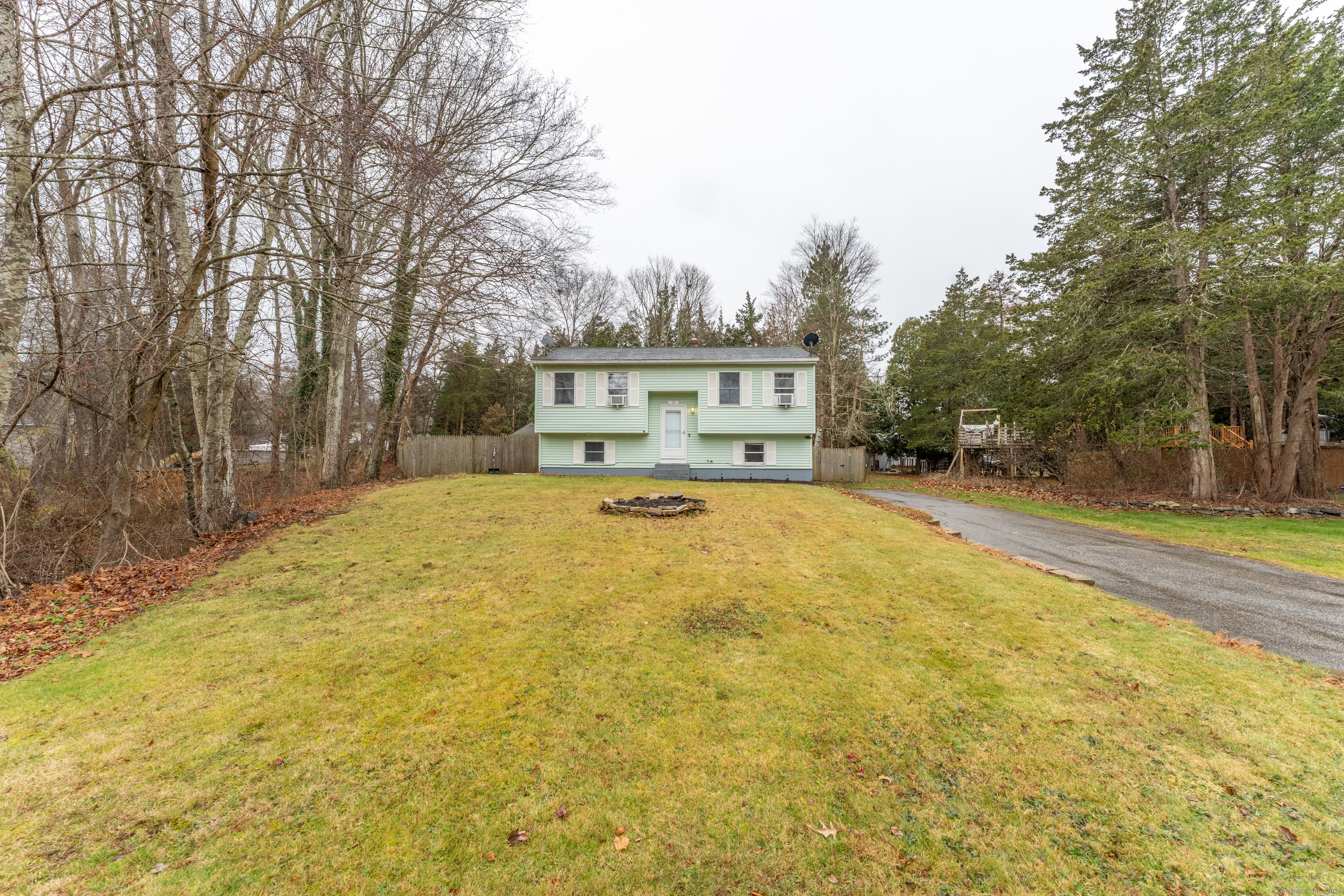 13 Beechwood Boulevard