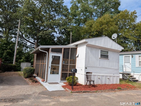 Mobile Home For Sale - 14 Horseshoe Drive<br/> Shelton, CT 06484