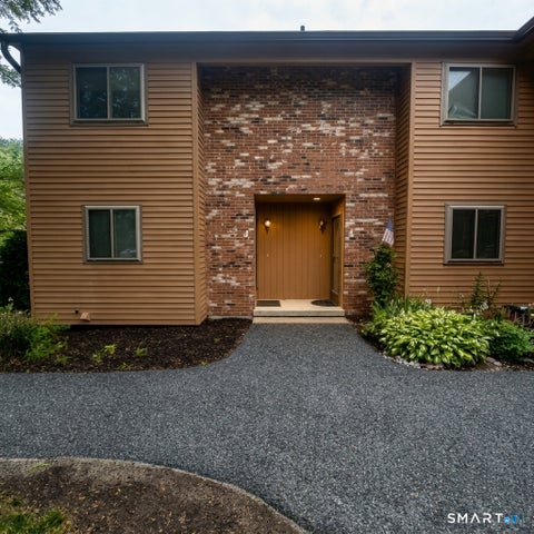 Tiny photo for 150 Burritt Street #6J, Southington, CT 06479 (MLS # 24192004)