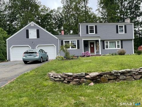 Homes For Sale - 106 Mcdermott Circle<br/> New Haven County, Hamden, CT 06514