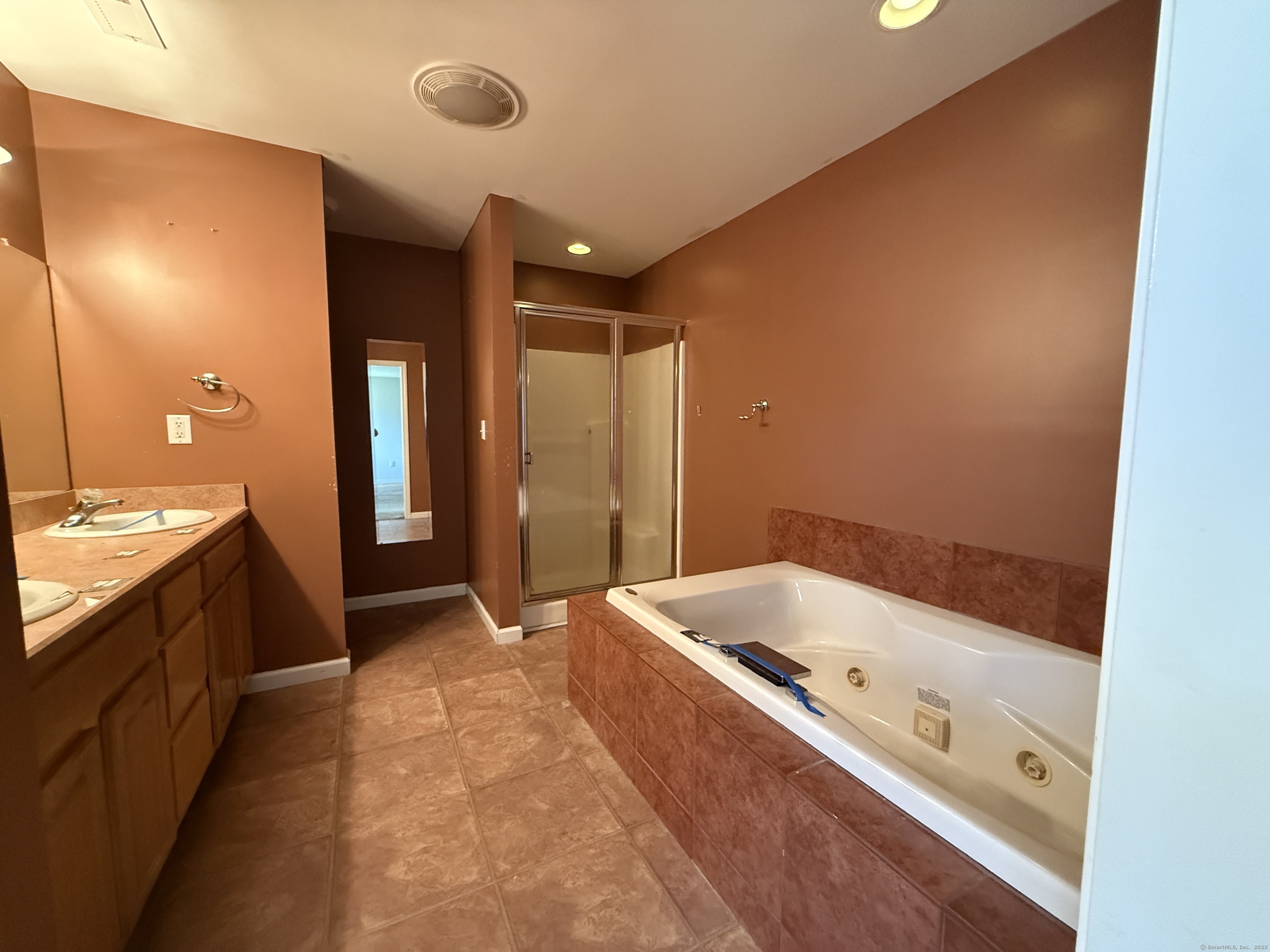 123 Hidden Valley Drive, Meriden, Connecticut image 13
