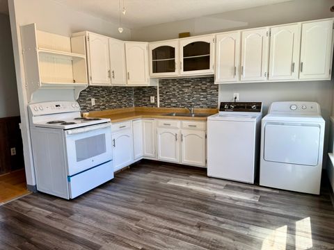 Tiny photo for 214 High Street #2nd Floor, Bristol, CT 06010 (MLS # 24122326)