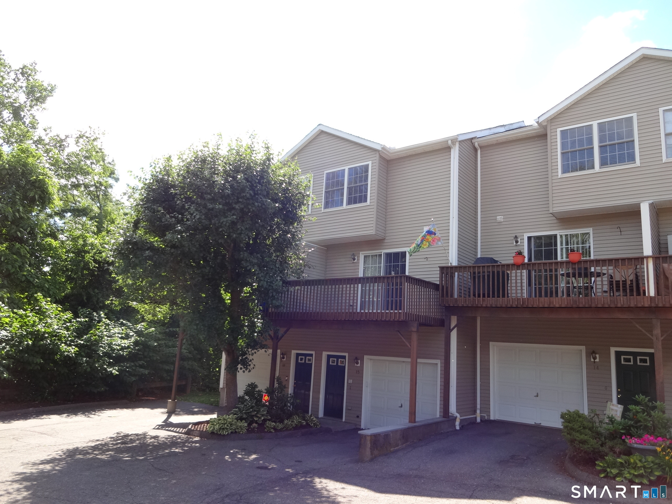 39 Coram Road 15