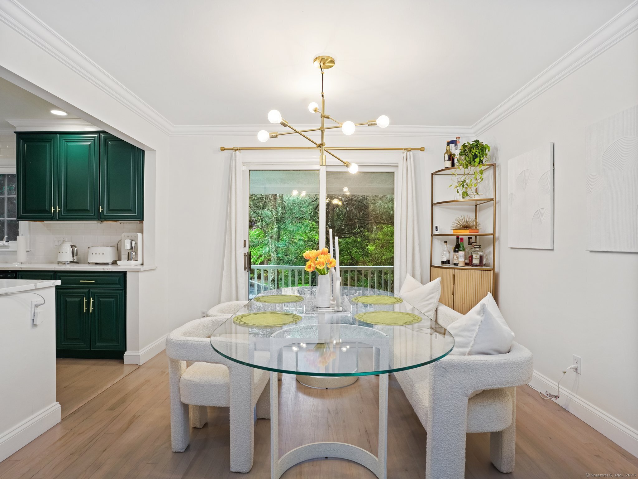 253 New Norwalk Road 5