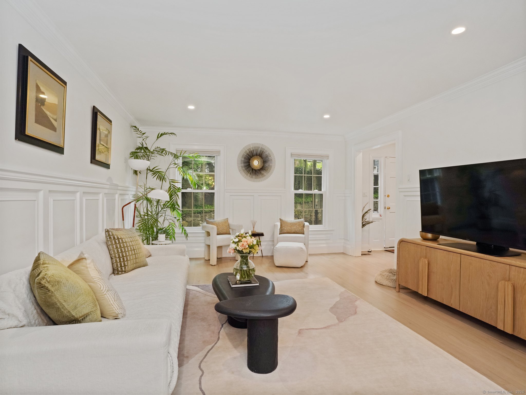 253 New Norwalk Road 5