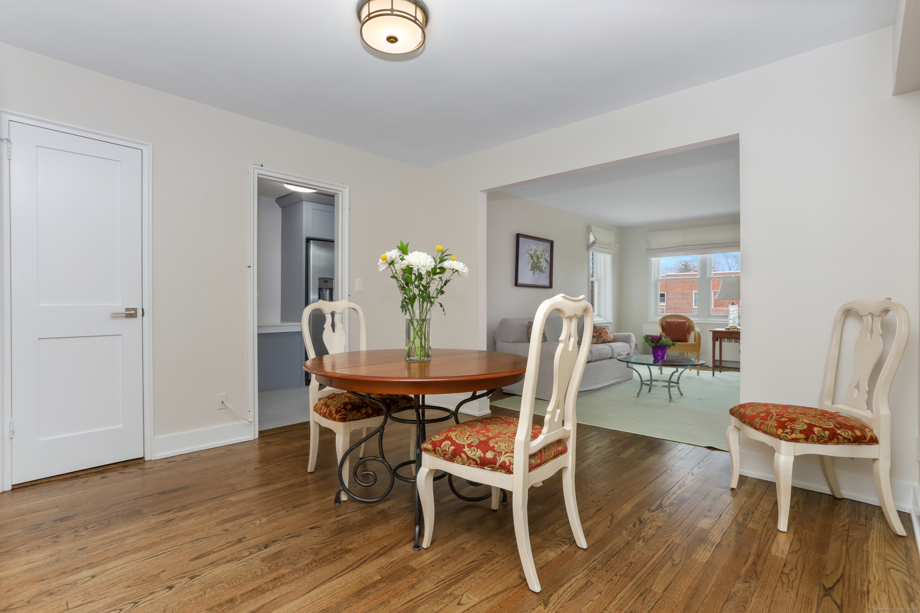 50 Lafayette Place #4E, Greenwich, Connecticut image 3