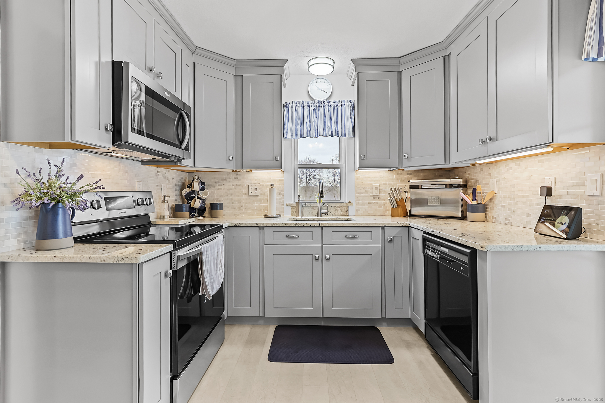 257 Peck Lane, Bristol, Connecticut image 13