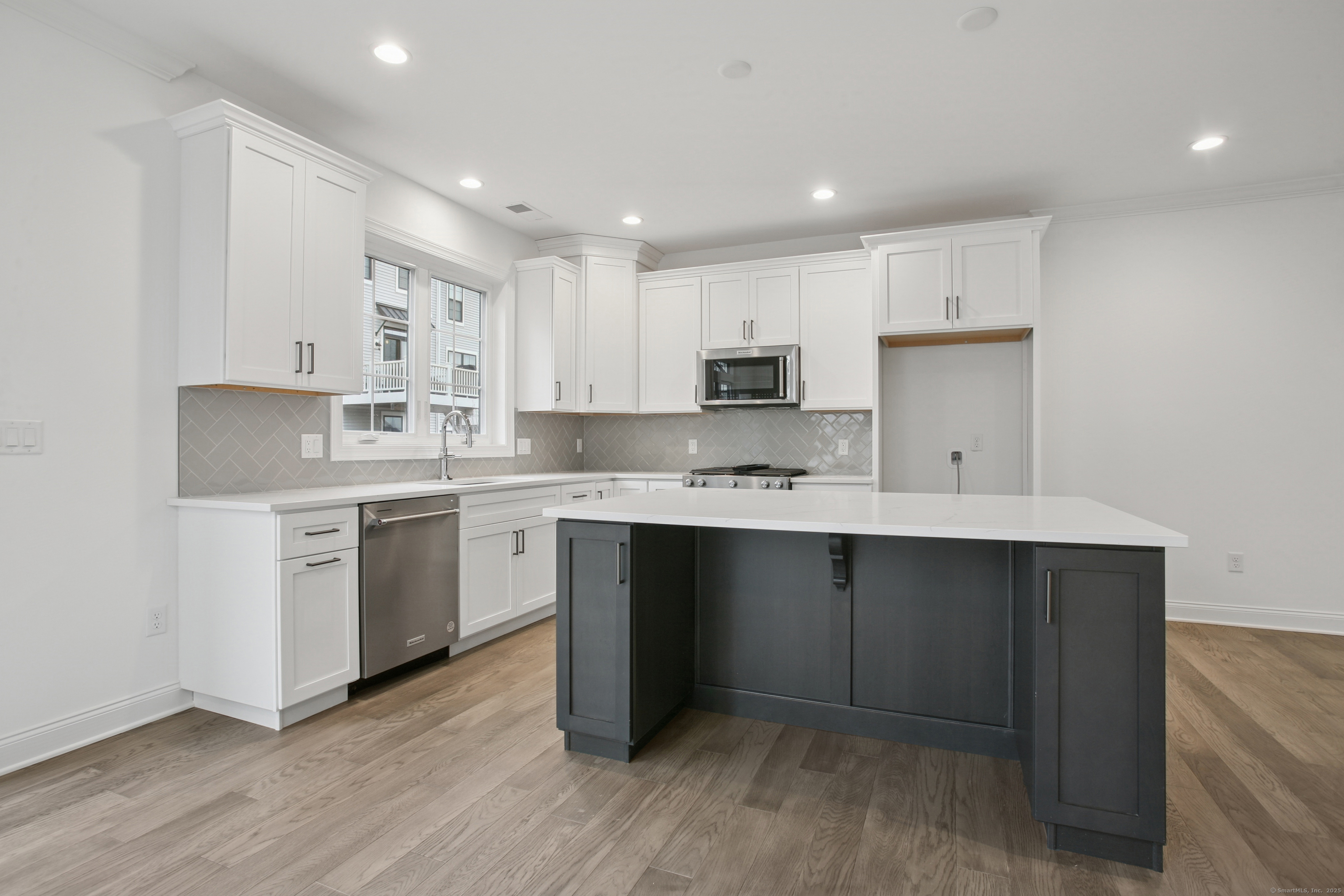 7 E Cross Trail #7, Danbury, Connecticut image 6