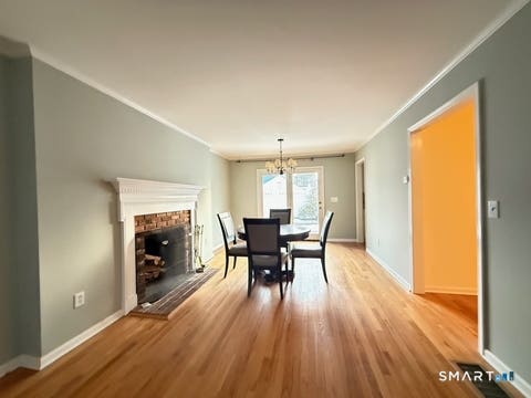 Tiny photo for 122 Summer Street #122, New Canaan, CT 06840 (MLS # 24201437)