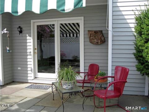 Tiny photo for 122 Summer Street #122, New Canaan, CT 06840 (MLS # 24201437)