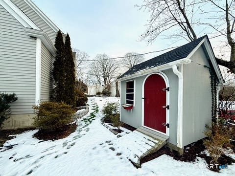 Tiny photo for 122 Summer Street #122, New Canaan, CT 06840 (MLS # 24201437)