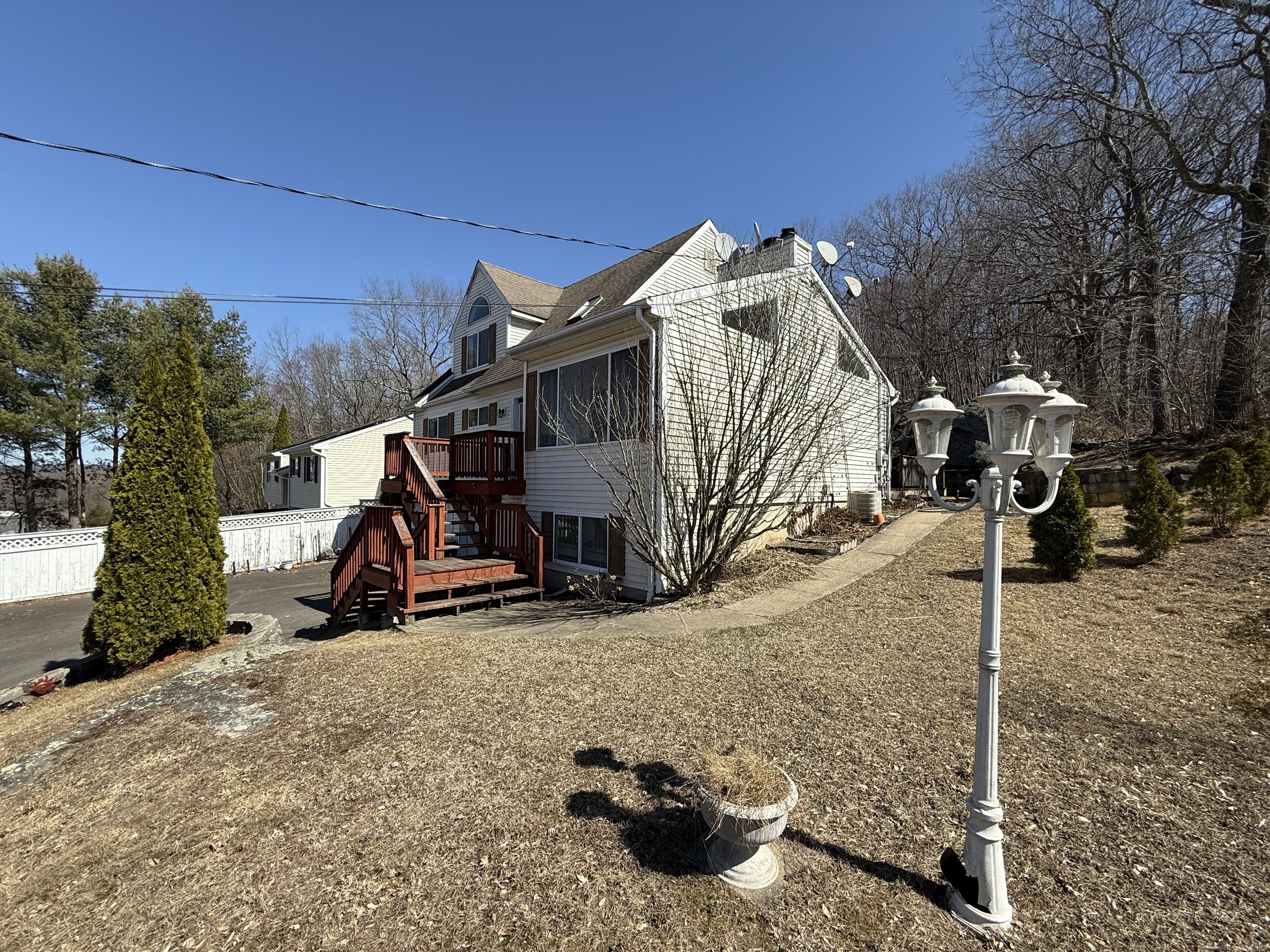 16 Irene Avenue, Waterbury, Connecticut image 2