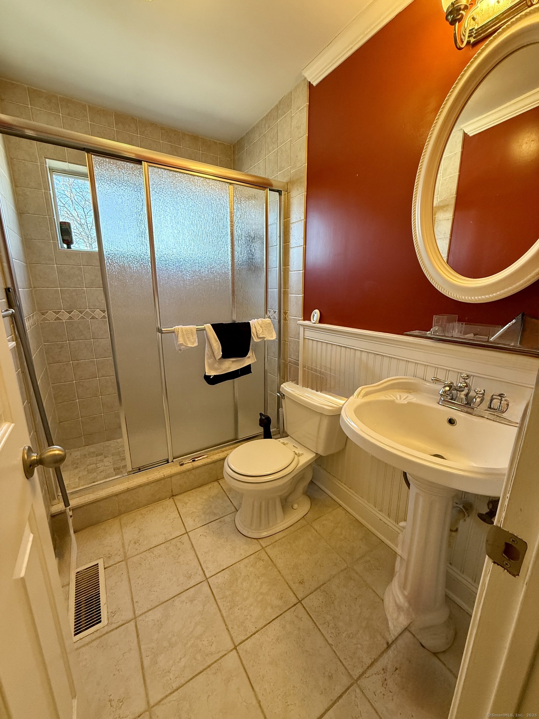 16 Irene Avenue, Waterbury, Connecticut image 13