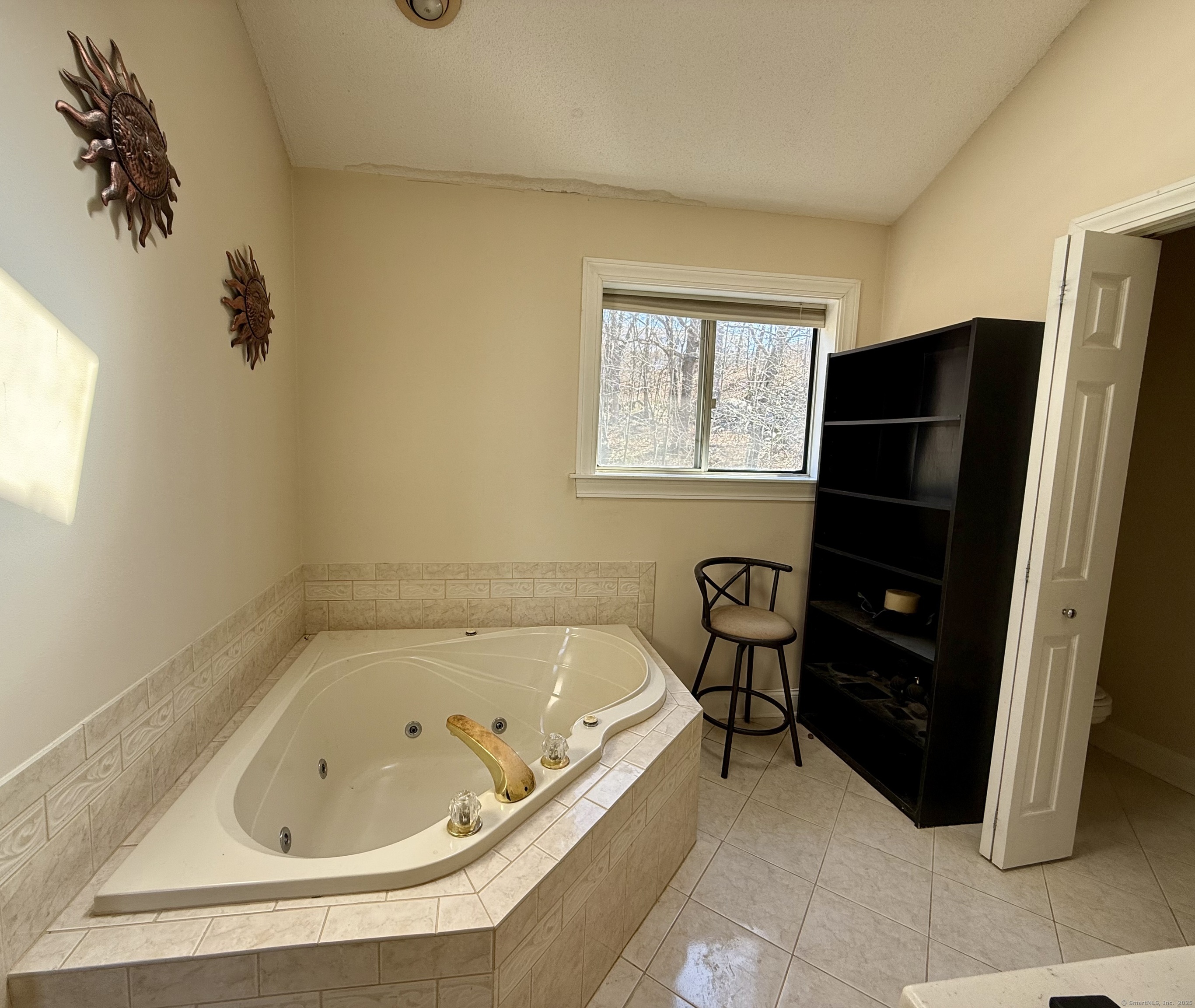 16 Irene Avenue, Waterbury, Connecticut image 23