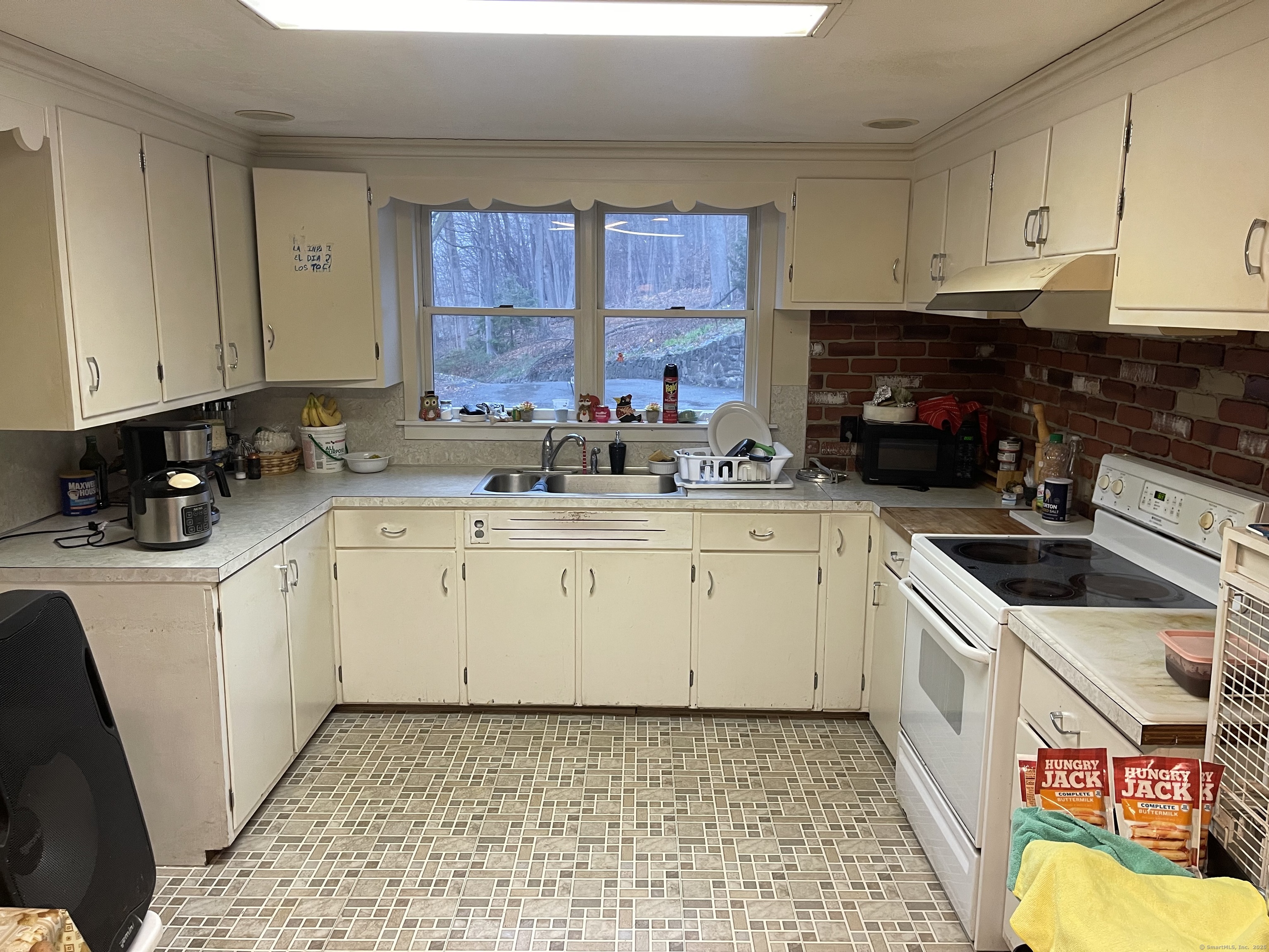 2 Segar Street, Danbury, Connecticut image 13