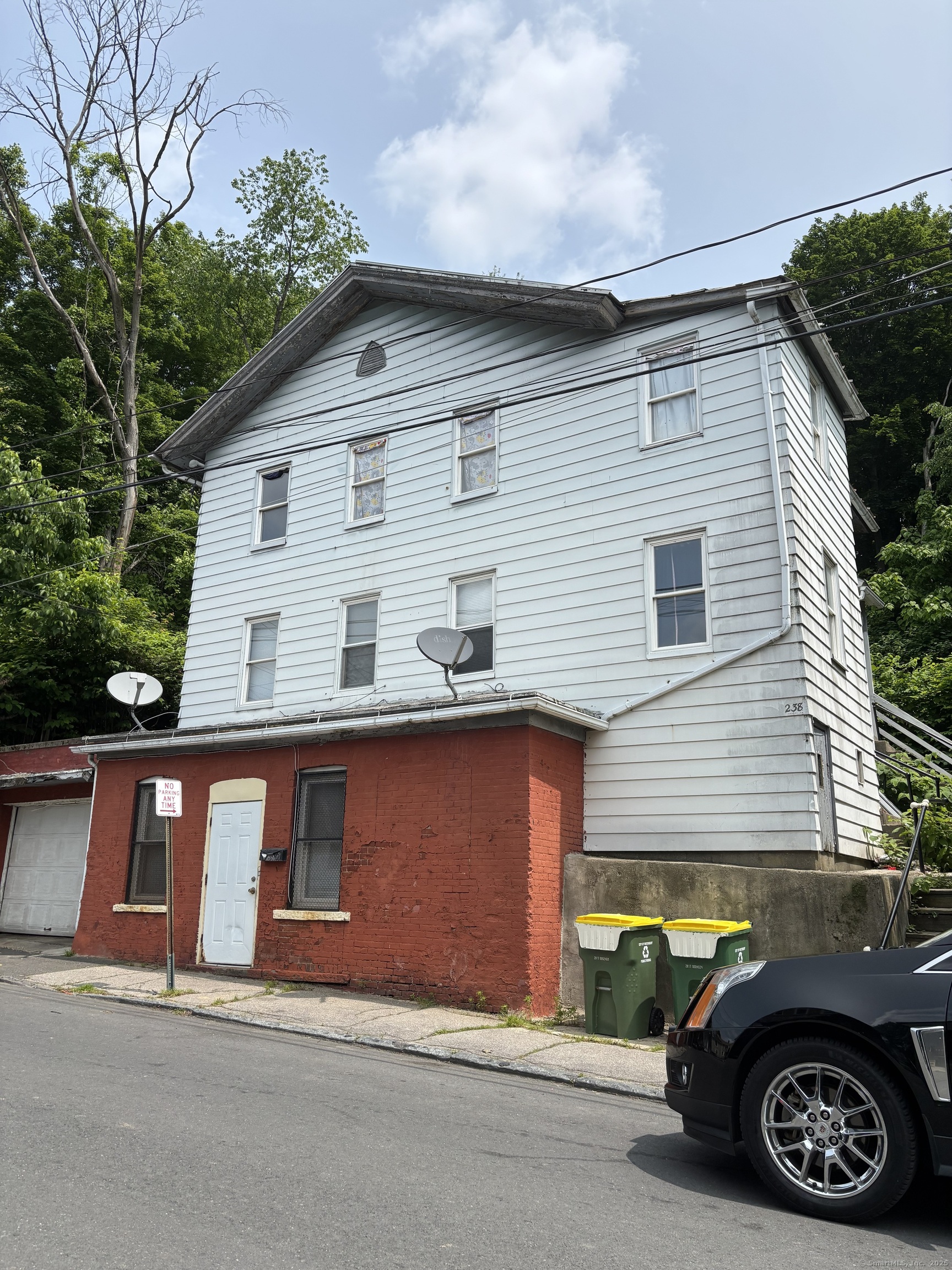 238 Bishop Street
