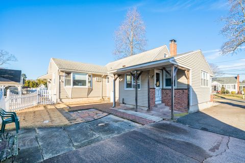 A home in Cromwell