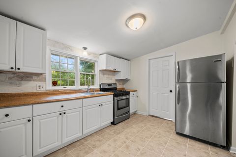 Tiny photo for 51 Clover Street, Waterbury, CT 06706 (MLS # 24134085)