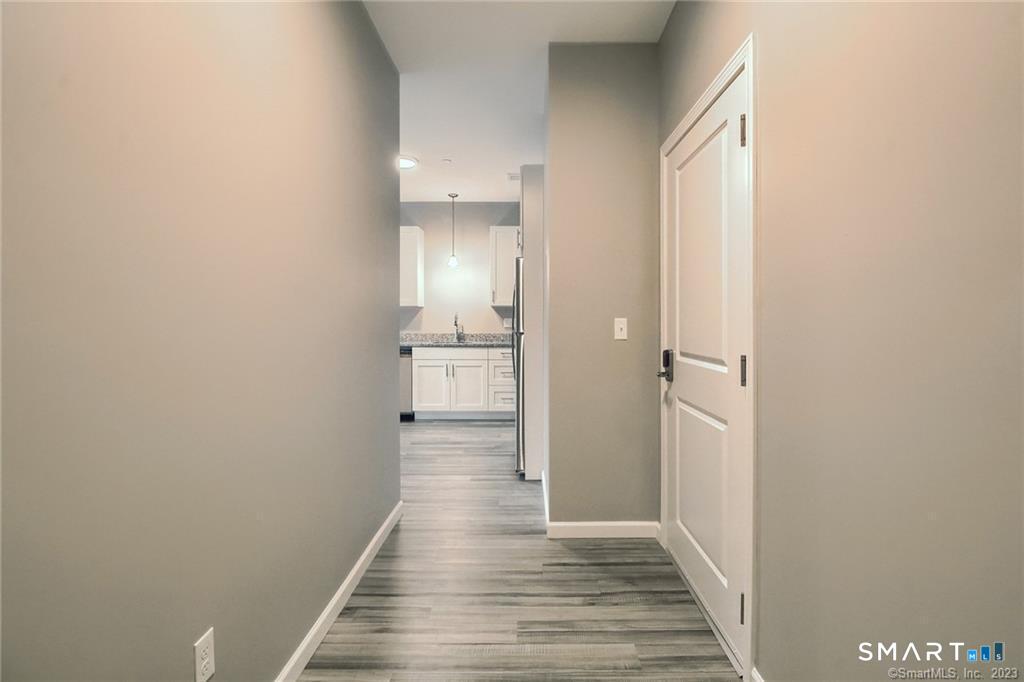 9 Steele Boulevard 306
