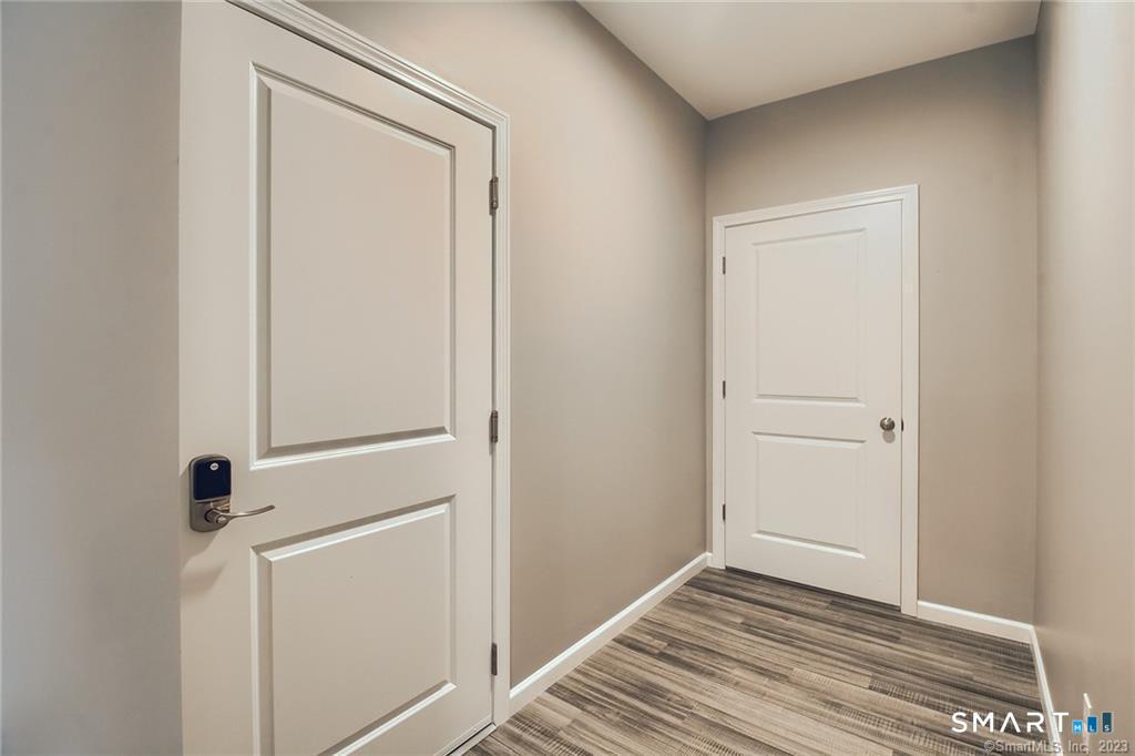 9 Steele Boulevard 306
