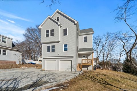 MLS: 24076047