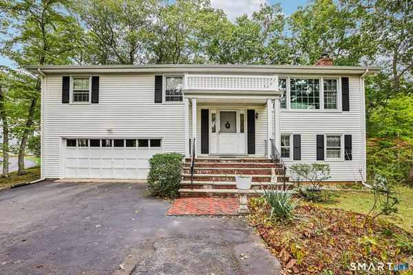 14 CHIPPING LN, NORWALK, CT 06854 - Image 3f9ab38b10bcf853ed1cbd2b351d68b8/1405470962