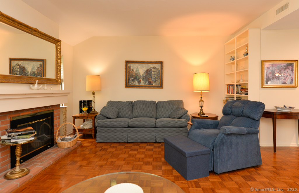 69 Heritage Village E