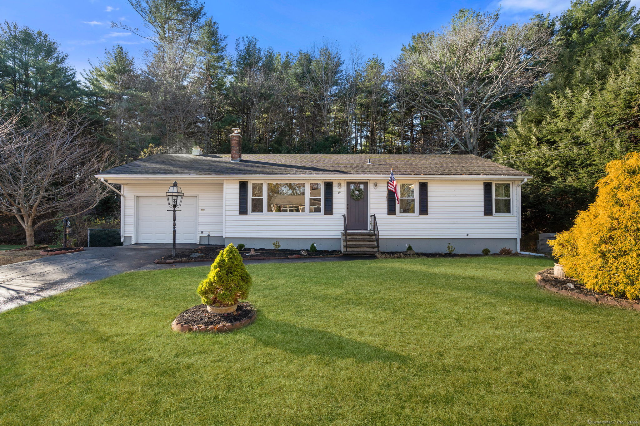 Property for Sale at 49 Bonnette Avenue, Thompson, Connecticut - Bedrooms: 3 
Bathrooms: 2 
Rooms: 7  - $377,000