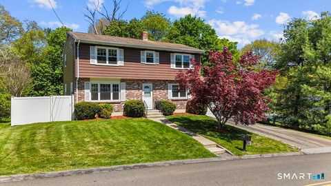 Photo of 6 Highland Avenue, Seymour, CT 06483 (MLS # 24174412)
