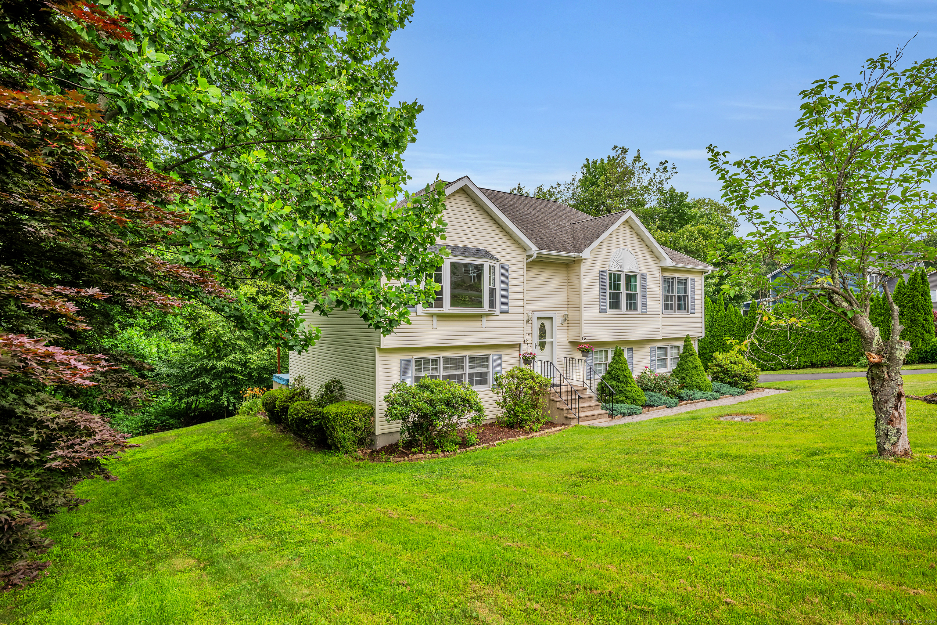114 Tiffany Lane
