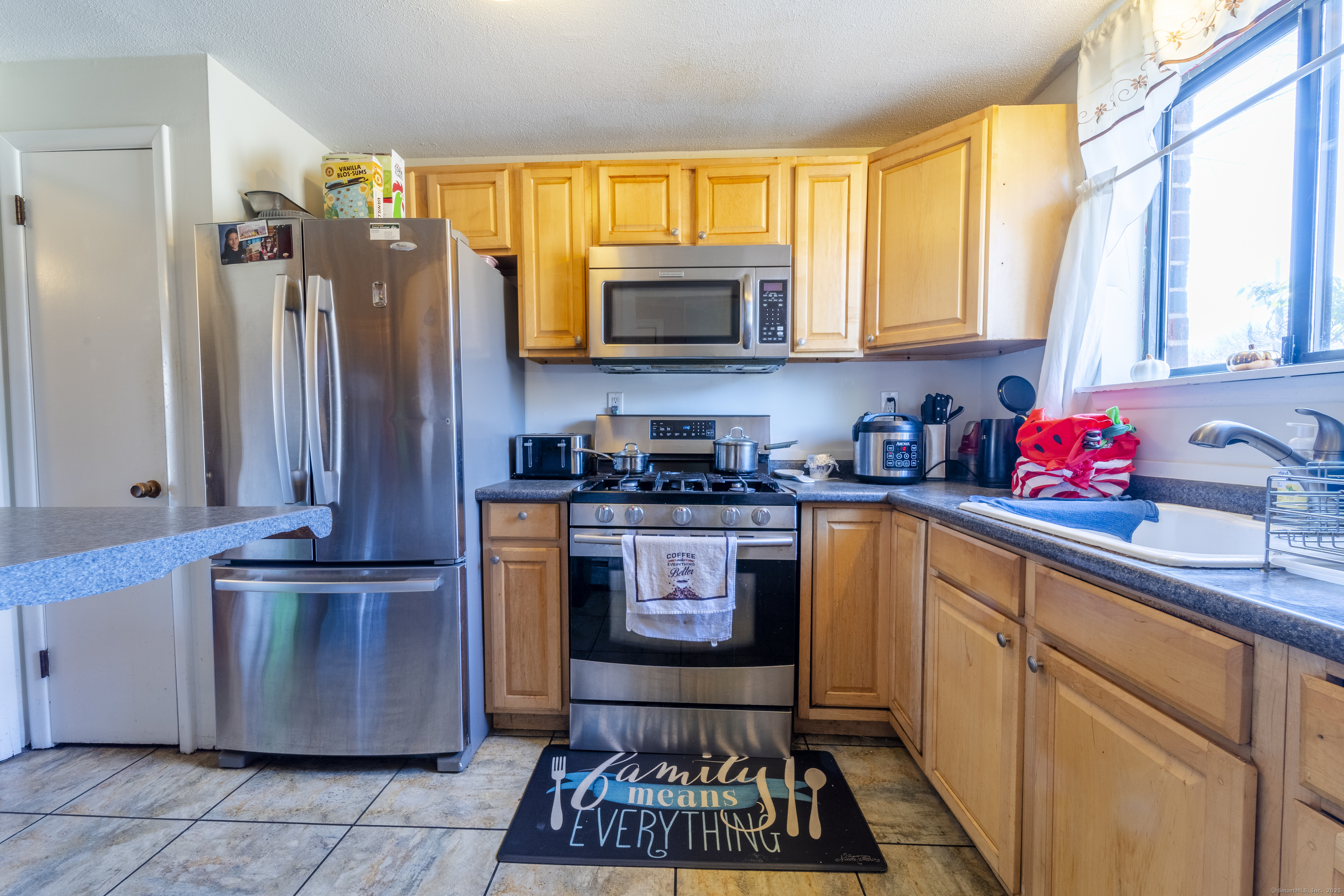 51 Wakefield Circle #51, East Hartford, Connecticut image 9