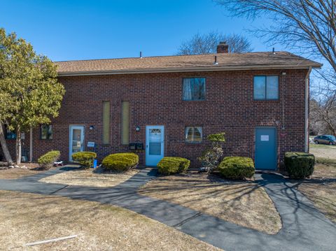 51 Wakefield Circle Unit 51, East Hartford, CT 06118 - #: 24080000