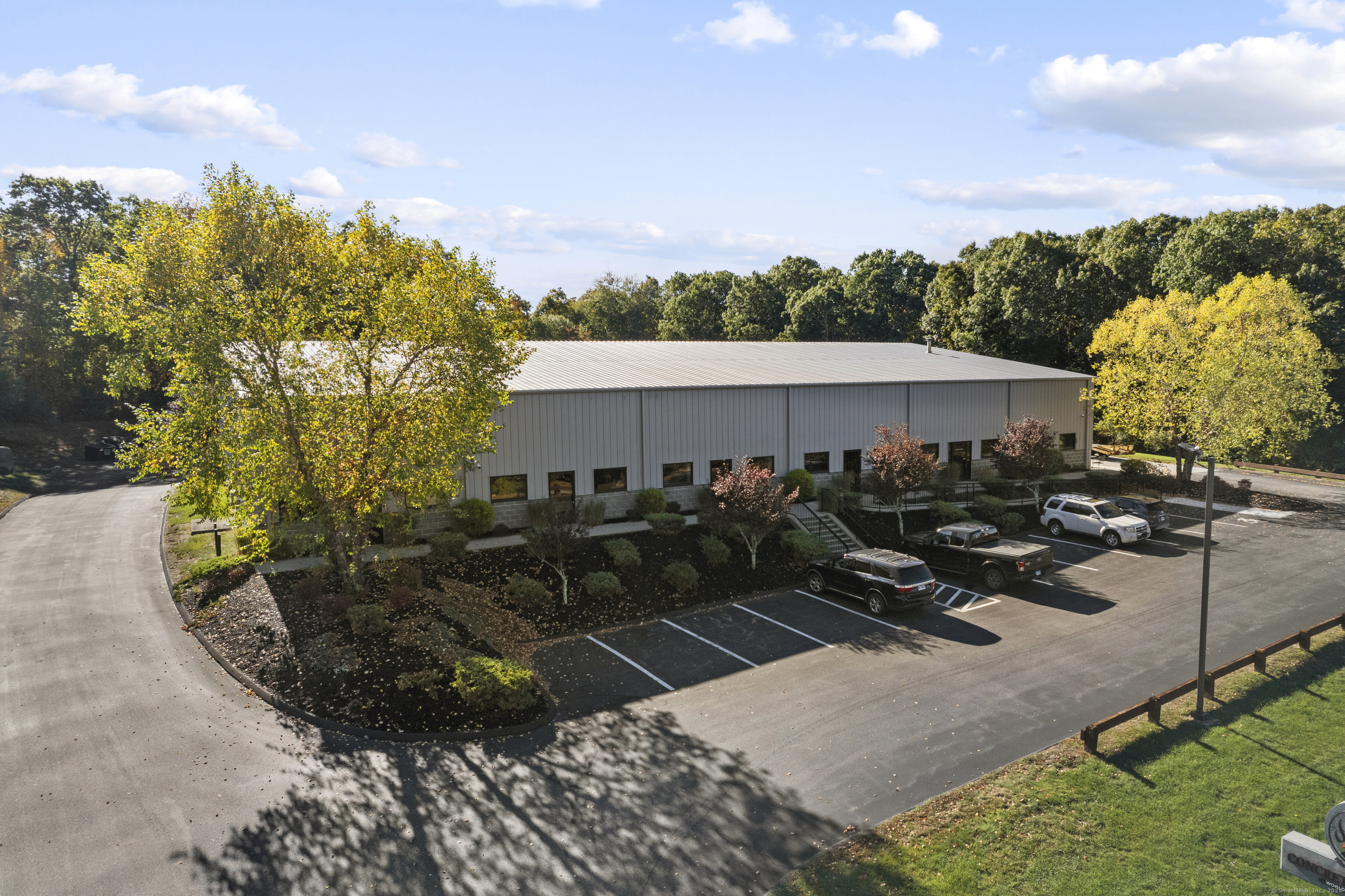 13 West Parkway B