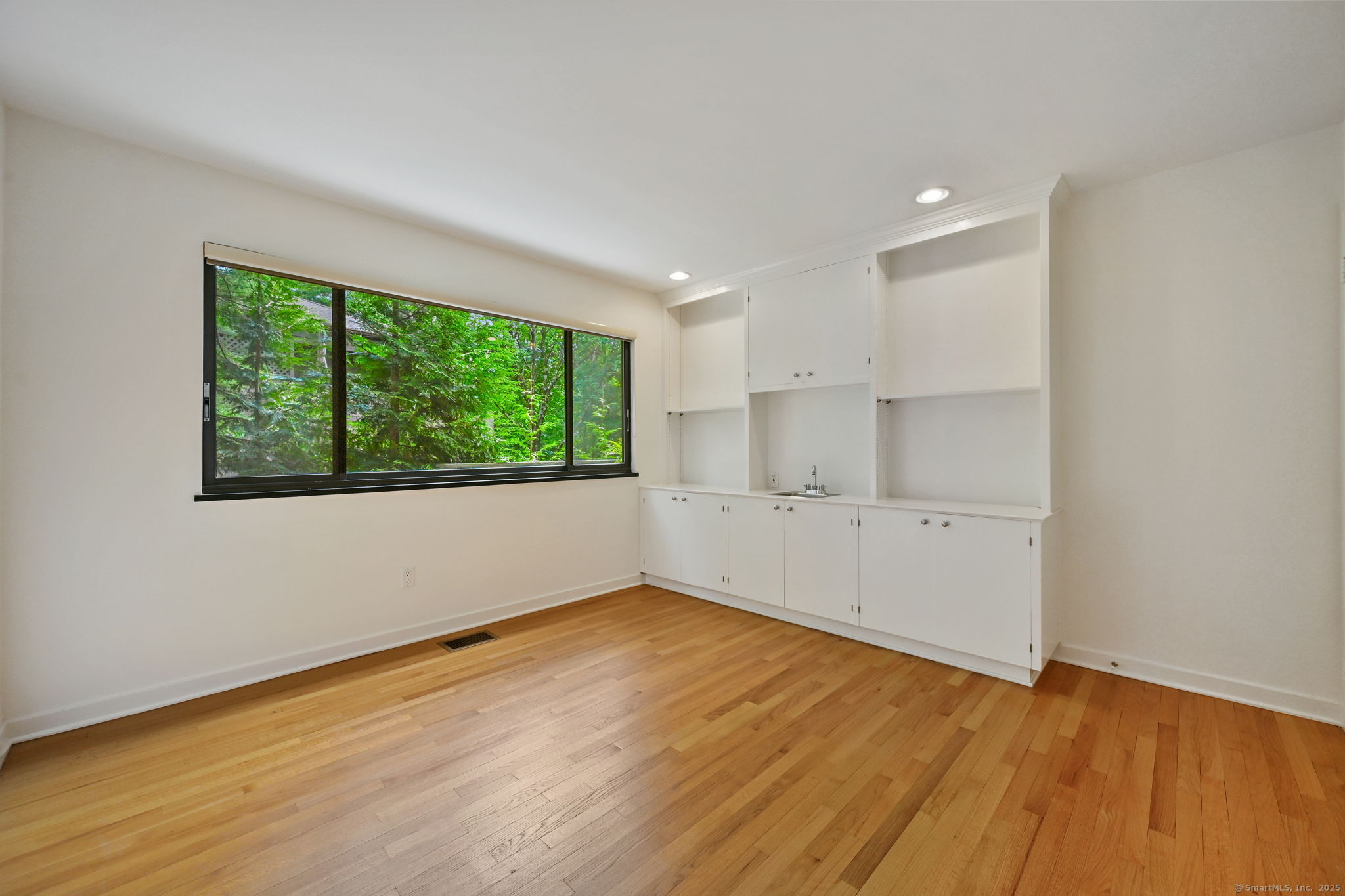289 New Norwalk Road 22