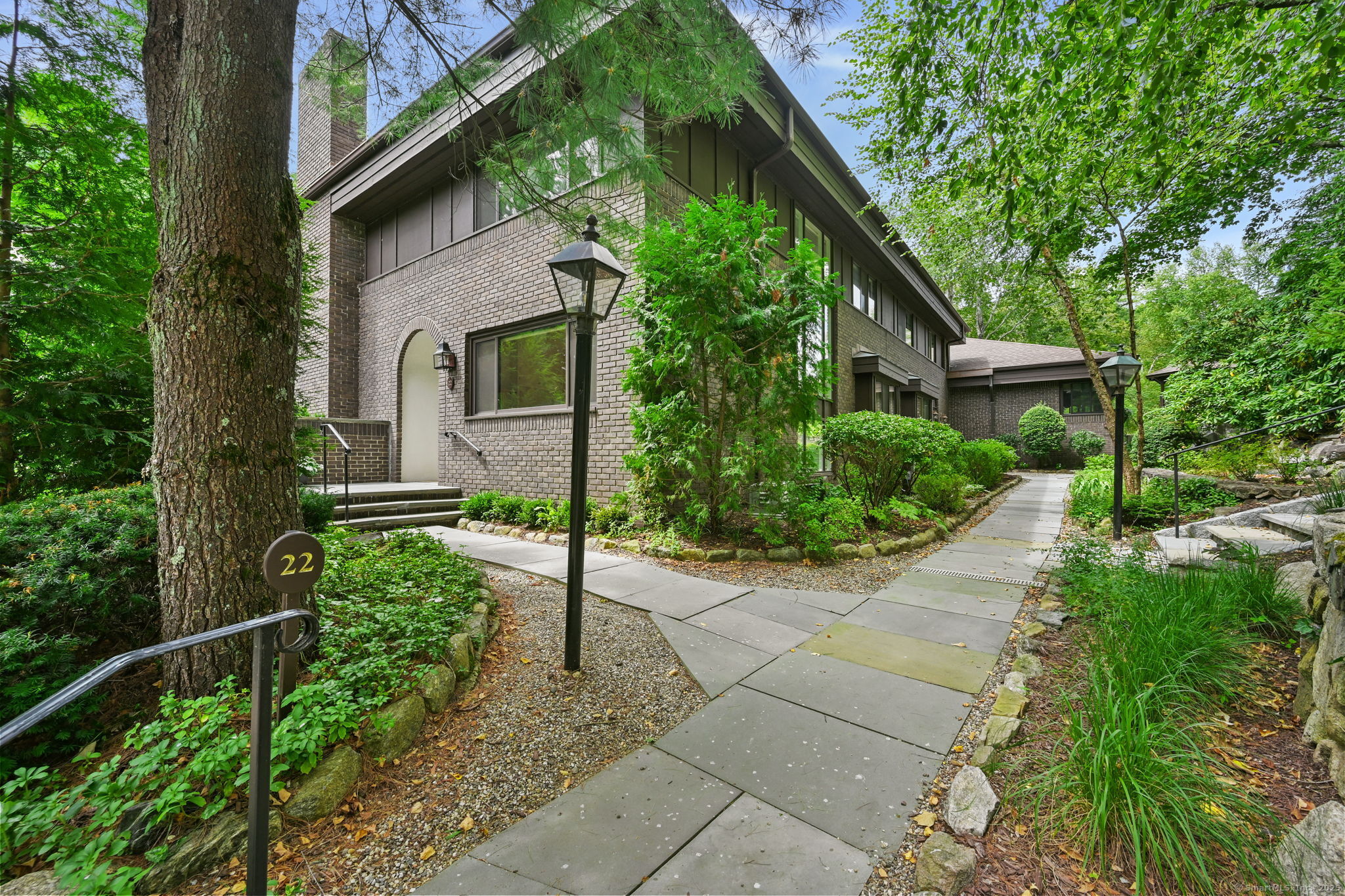 289 New Norwalk Road 22