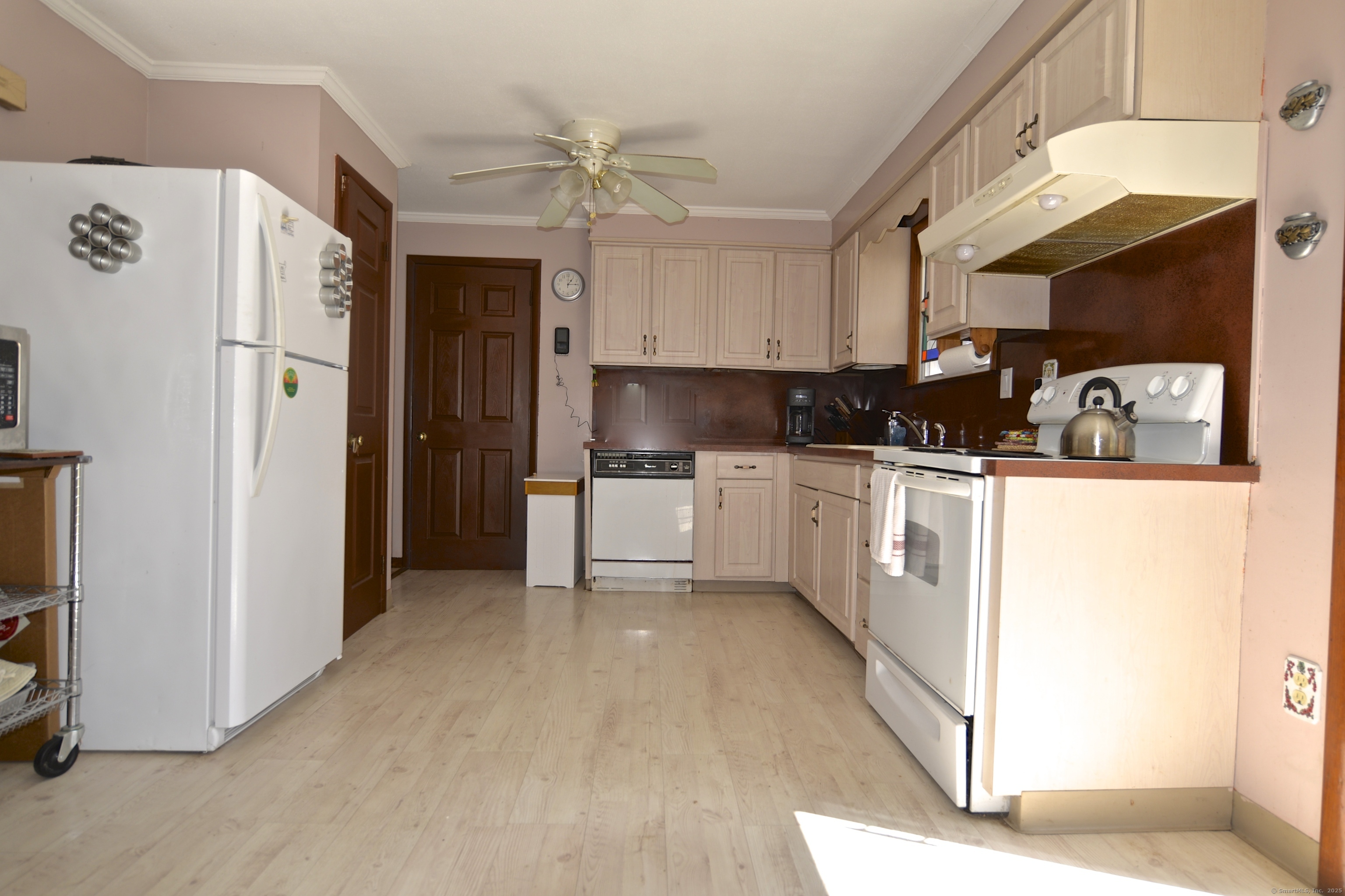 34 Klan Drive, Wolcott, Connecticut image 3