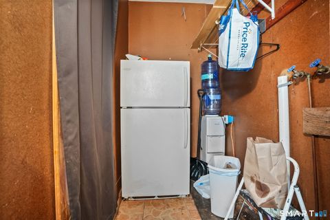 Tiny photo for 36 Maltby Place, New Haven, CT 06511 (MLS # 24163650)