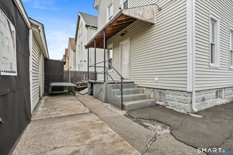 Tiny photo for 36 Maltby Place, New Haven, CT 06511 (MLS # 24163650)